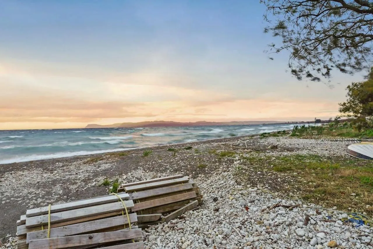 Taupo Beachfront Escape 12Min To Town - Free Wifi Waitahanui 0*,